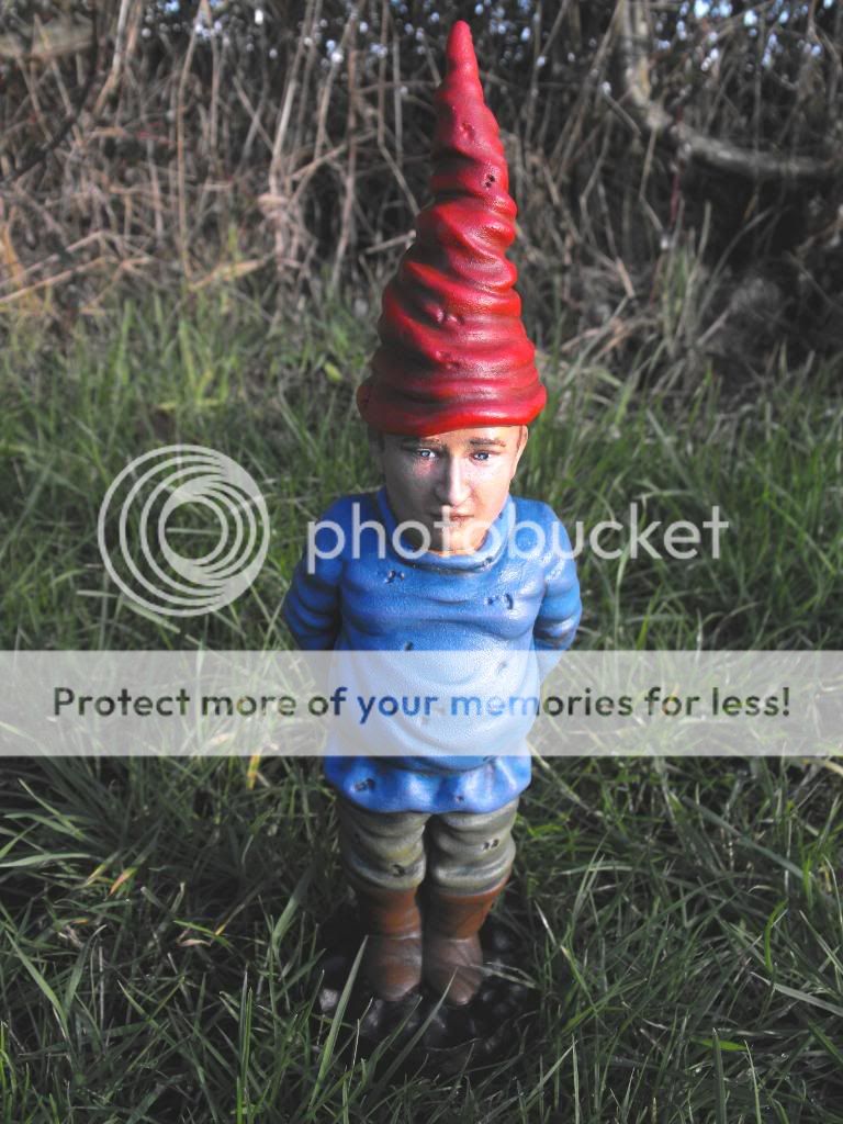 http://i430.photobucket.com/albums/qq26/seandabbsfx/DSCF4441.jpg