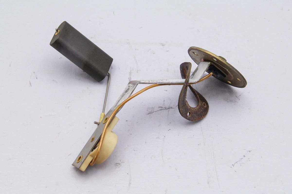 89 Harley Electra Glide FLHT Fuel Gas Gauge Sending Unit Float eBay